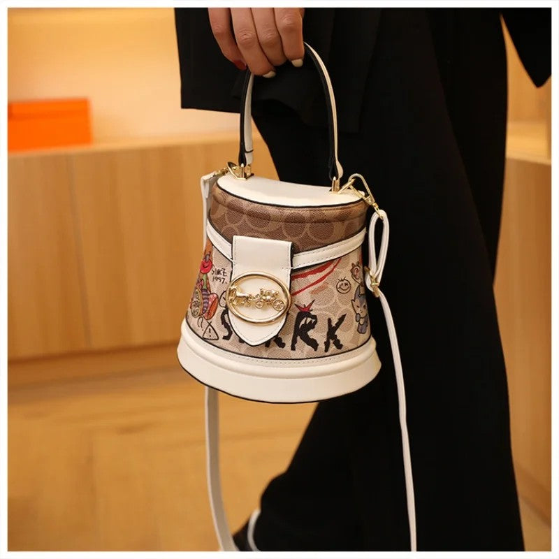 2026 Mini Cartoon Bear Bucket Bag – Cute PU Crossbody for Everyday Style