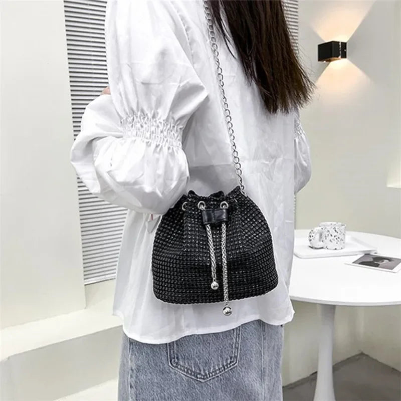 Sparkling Rhinestone Drawstring Bucket Bag – Multi‑Functional Crossbody with Detachable Chain