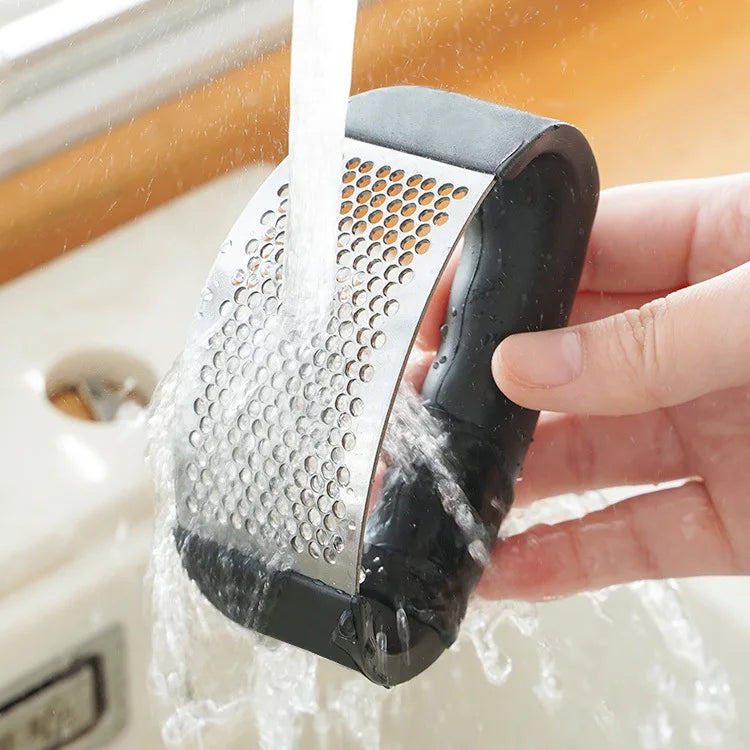 Stainless Steel Garlic Press - Kitchen Crusher Tool