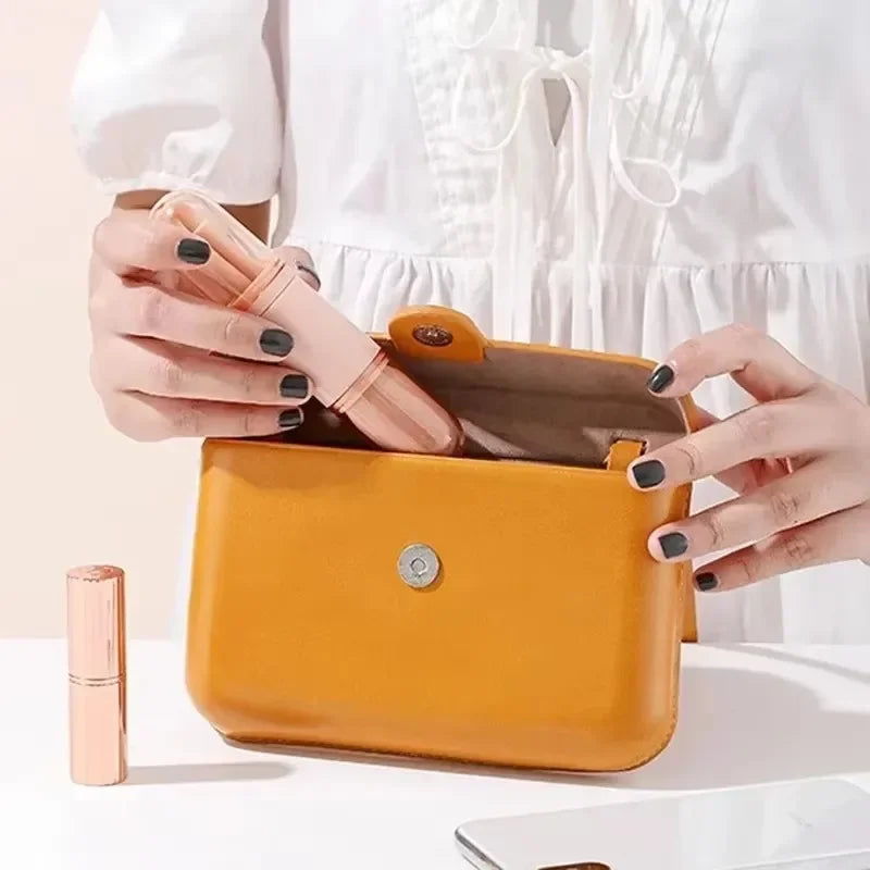 4-in-1 Telescopic Makeup Brush Set - Portable Travel Mini Brushes